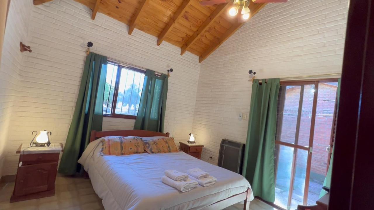 Cabanas Agua Que Brilla Mina Clavero Exterior photo